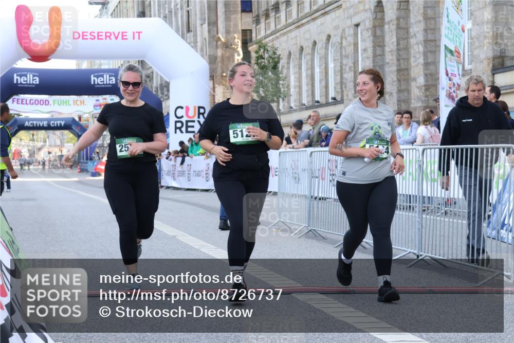 07.09.2025 - BARMER Alsterlauf Strokosch-Dieckow http://msf.ph/oto/8726737 07.09.2025 10:34:50 Ziel 2526, 2738, 5124, 5127 meine-sportfotos.de