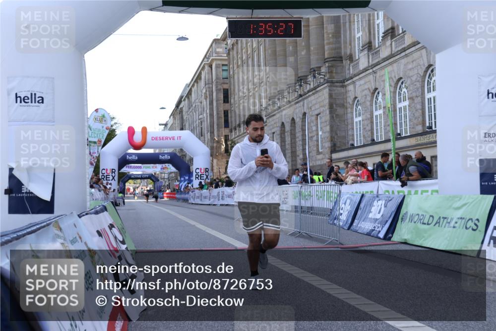 07.09.2025 - BARMER Alsterlauf Strokosch-Dieckow http://msf.ph/oto/8726753 07.09.2025 10:35:25 Ziel  meine-sportfotos.de