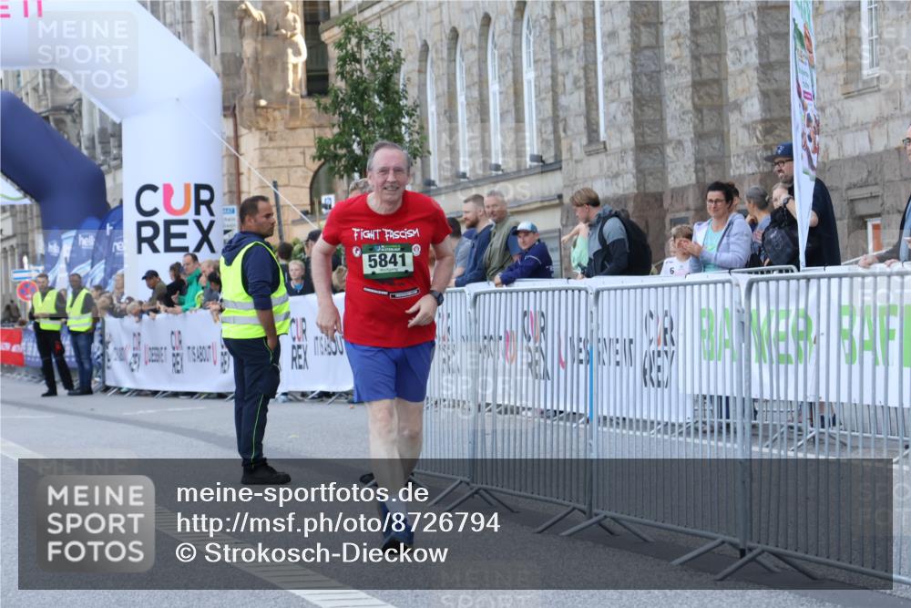 07.09.2025 - BARMER Alsterlauf Strokosch-Dieckow http://msf.ph/oto/8726794 07.09.2025 10:36:32 Ziel 5841 meine-sportfotos.de