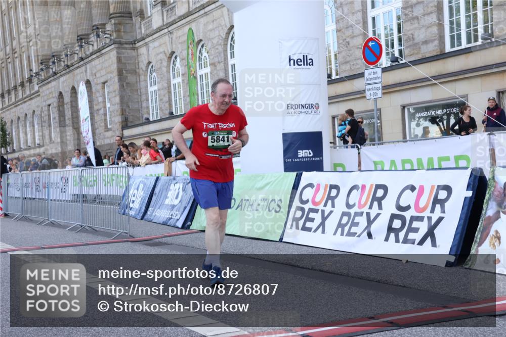 07.09.2025 - BARMER Alsterlauf Strokosch-Dieckow http://msf.ph/oto/8726807 07.09.2025 10:36:36 Ziel 5841 meine-sportfotos.de