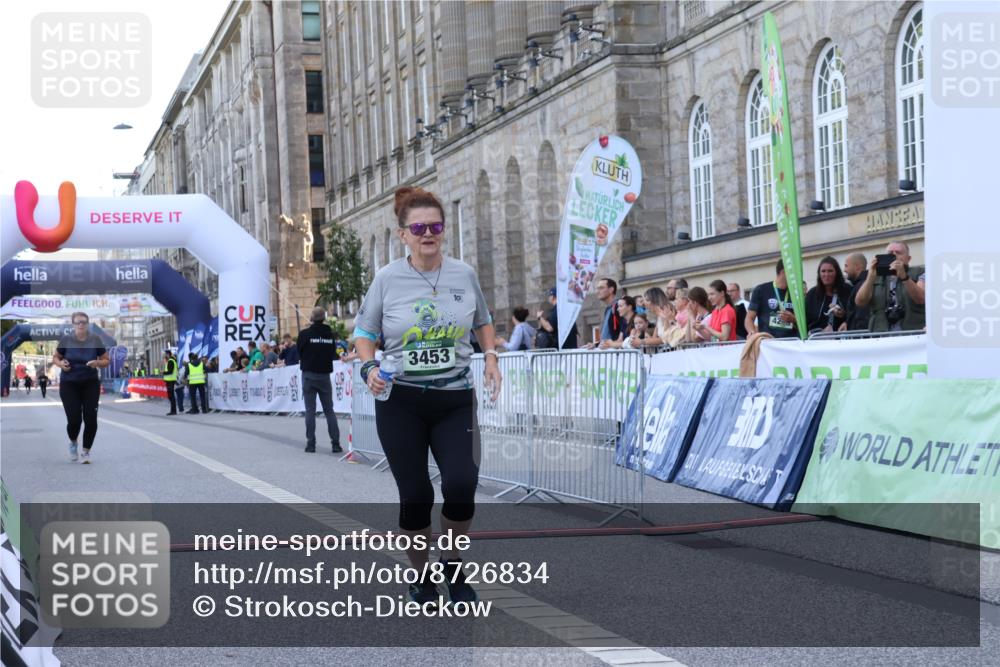 07.09.2025 - BARMER Alsterlauf Strokosch-Dieckow http://msf.ph/oto/8726834 07.09.2025 10:37:37 Ziel 3338, 3339, 3453 meine-sportfotos.de