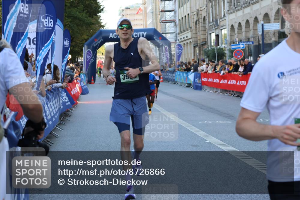 07.09.2025 - BARMER Alsterlauf Strokosch-Dieckow http://msf.ph/oto/8726866 07.09.2025 09:39:32 Ziel 2309, 2401, 2566, 2658, 2964, 3701, 3753, 4639, 5057, 5436, 5440, 5582, 5863, 8437 meine-sportfotos.de