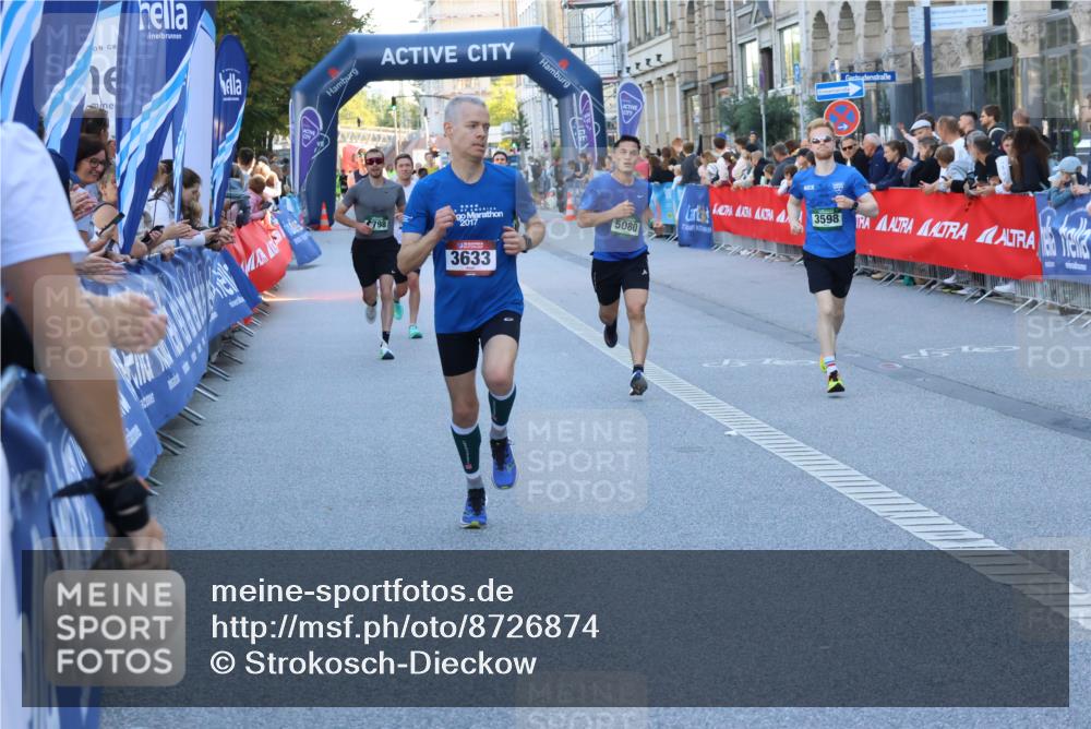 07.09.2025 - BARMER Alsterlauf Strokosch-Dieckow http://msf.ph/oto/8726874 07.09.2025 09:39:25 Ziel 2401, 2566, 2964, 3180, 3639, 3701, 3733, 3753, 4122, 5057, 5436, 5440, 5582, 5863 meine-sportfotos.de