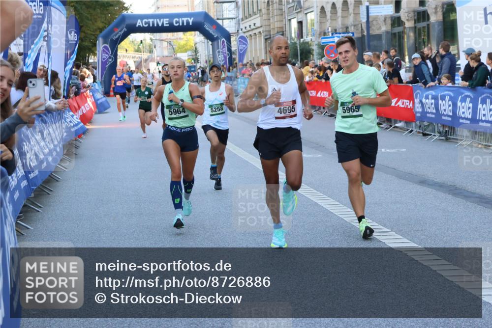 07.09.2025 - BARMER Alsterlauf Strokosch-Dieckow http://msf.ph/oto/8726886 07.09.2025 09:39:15 Ziel 2566, 2964, 3180, 3639, 3733, 3999, 4122, 4192, 4419, 5687, 5993 meine-sportfotos.de