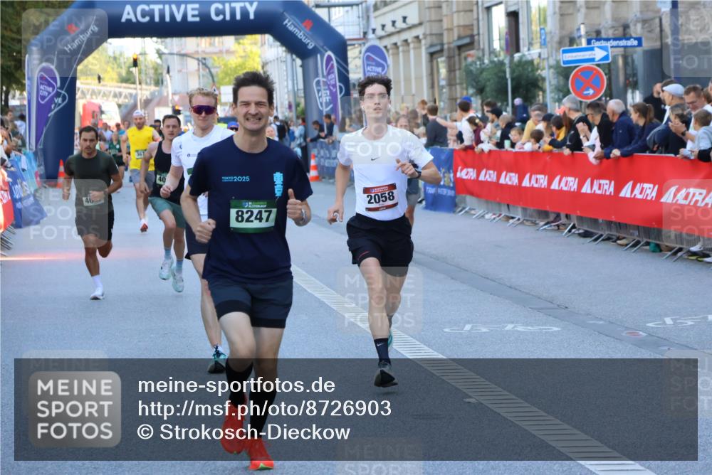 07.09.2025 - BARMER Alsterlauf Strokosch-Dieckow http://msf.ph/oto/8726903 07.09.2025 09:39:05 Ziel 2083, 3598, 3633, 3999, 4122, 4192, 4419, 4521, 4676, 4798, 5080, 5209, 5687, 5790, 5993, 6209, 6308 meine-sportfotos.de