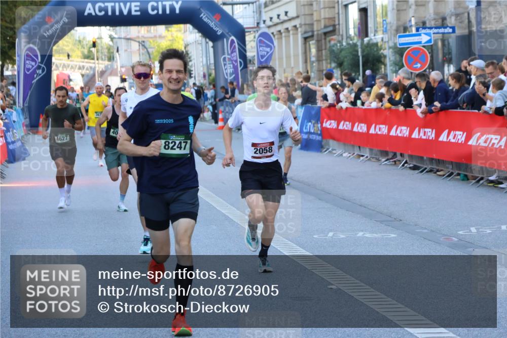 07.09.2025 - BARMER Alsterlauf Strokosch-Dieckow http://msf.ph/oto/8726905 07.09.2025 09:39:05 Ziel 2083, 3598, 3633, 3999, 4122, 4192, 4419, 4521, 4676, 4798, 5080, 5209, 5687, 5790, 5993, 6209, 6308 meine-sportfotos.de