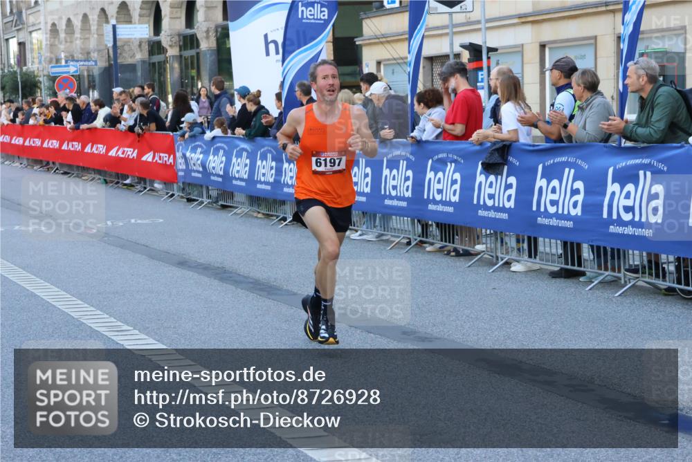 07.09.2025 - BARMER Alsterlauf Strokosch-Dieckow http://msf.ph/oto/8726928 07.09.2025 09:38:31 Ziel 2058, 2238, 4040, 5749, 8218, 8247 meine-sportfotos.de