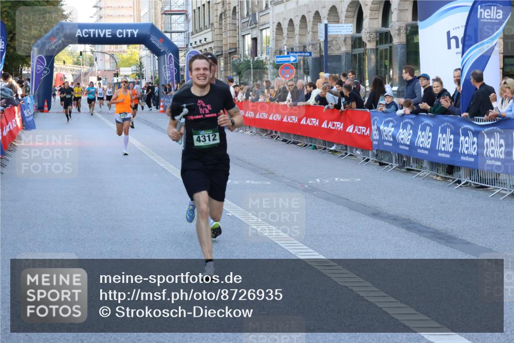 07.09.2025 - BARMER Alsterlauf Strokosch-Dieckow http://msf.ph/oto/8726935 07.09.2025 09:38:20 Ziel 2613, 3717, 4040, 4444, 4763, 5189, 5274, 5393, 5394, 5458, 5546, 5749 meine-sportfotos.de