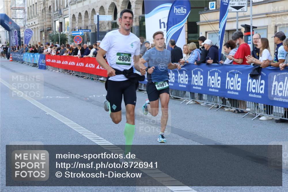 07.09.2025 - BARMER Alsterlauf Strokosch-Dieckow http://msf.ph/oto/8726941 07.09.2025 09:38:12 Ziel 2613, 3717, 4444, 4585, 4763, 5157, 5189, 5274, 5393, 5394, 5458, 5546, 5979, 6197 meine-sportfotos.de