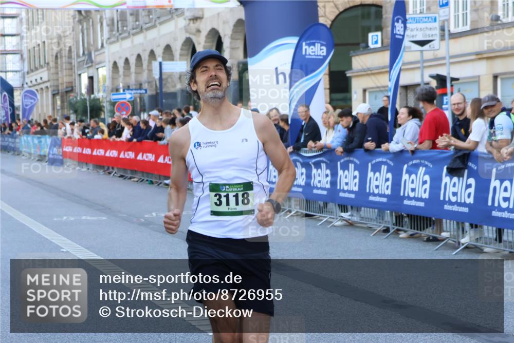 07.09.2025 - BARMER Alsterlauf Strokosch-Dieckow http://msf.ph/oto/8726955 07.09.2025 09:37:52 Ziel 2663, 4312, 4585, 4595, 4800, 4997, 5157, 5566, 6024 meine-sportfotos.de