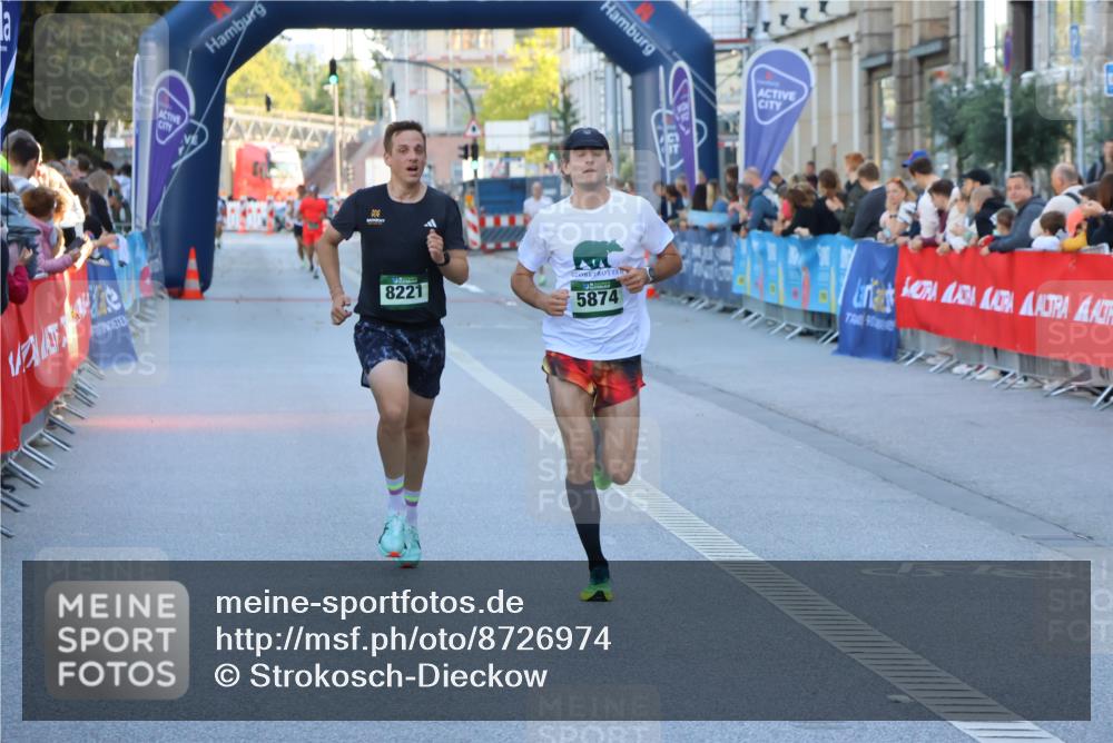 07.09.2025 - BARMER Alsterlauf Strokosch-Dieckow http://msf.ph/oto/8726974 07.09.2025 09:37:27 Ziel 2704, 3118, 3754, 4782, 4855, 5976 meine-sportfotos.de