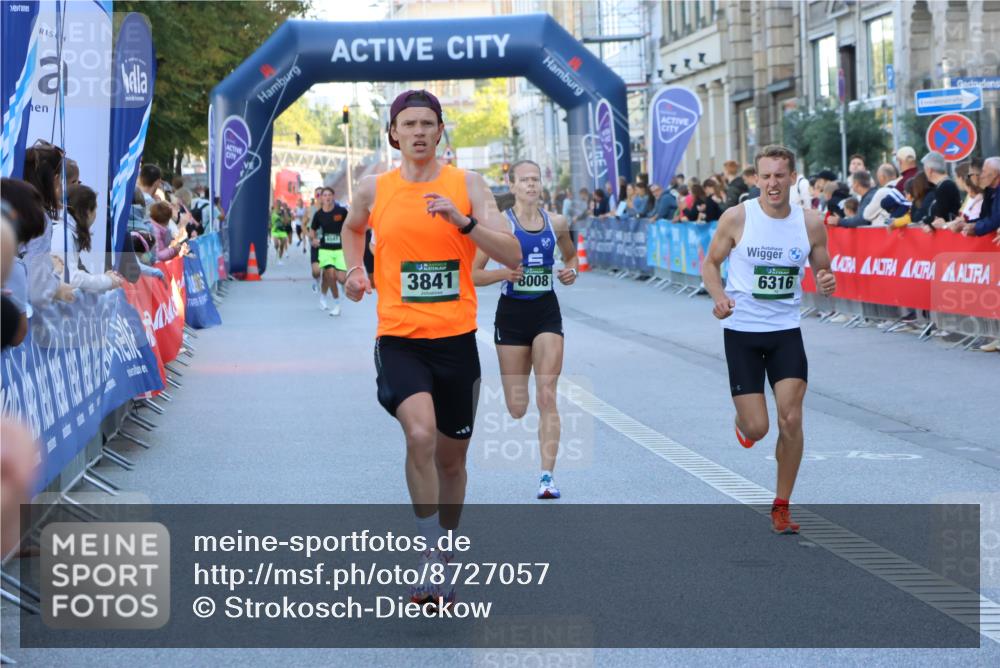 07.09.2025 - BARMER Alsterlauf Strokosch-Dieckow http://msf.ph/oto/8727057 07.09.2025 09:35:54 Ziel 27, 2012, 2529, 2779, 3417, 4647, 4685, 5354 meine-sportfotos.de