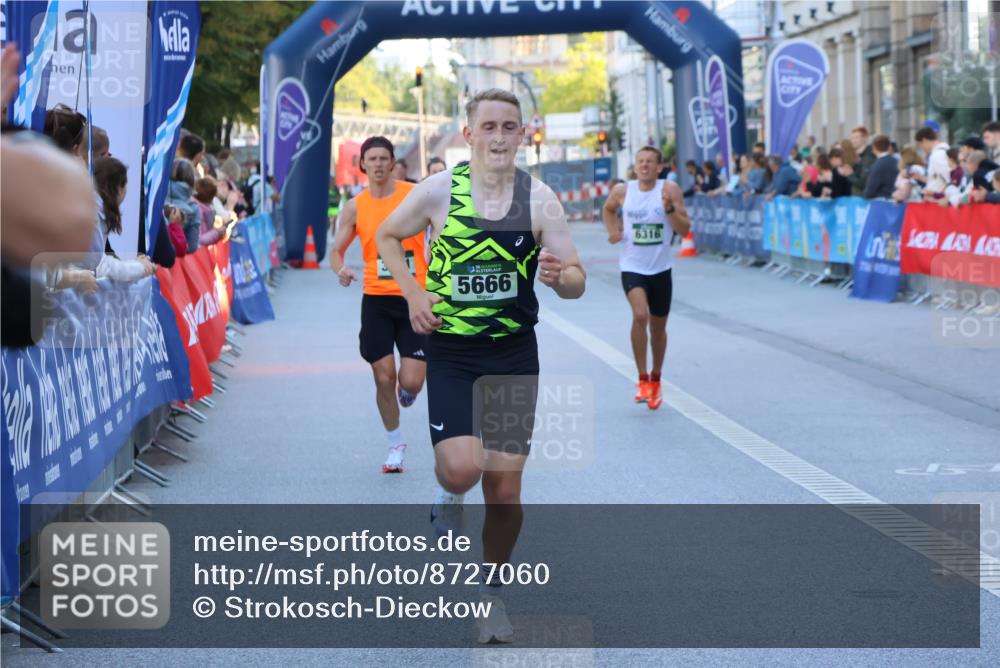 07.09.2025 - BARMER Alsterlauf Strokosch-Dieckow http://msf.ph/oto/8727060 07.09.2025 09:35:52 Ziel 27, 2012, 2779, 3417, 4647, 4685, 5354, 5754 meine-sportfotos.de