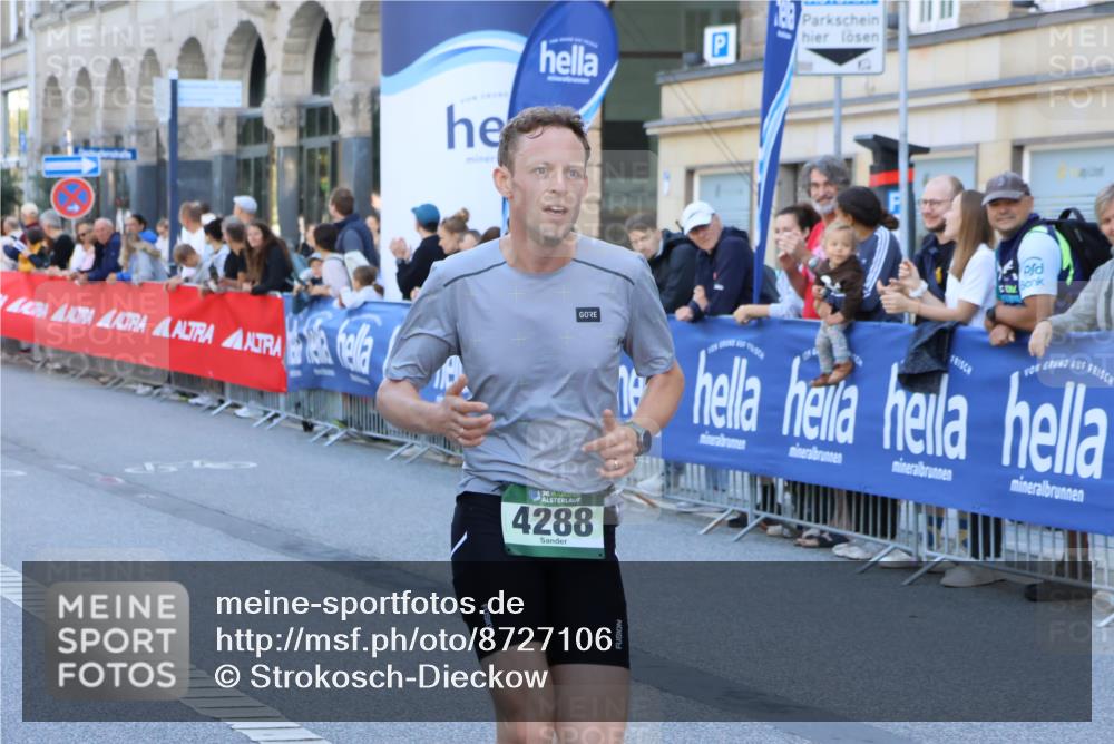 07.09.2025 - BARMER Alsterlauf Strokosch-Dieckow http://msf.ph/oto/8727106 07.09.2025 09:34:50 Ziel 26, 2307, 3514, 4470, 5892, 8081, 8204 meine-sportfotos.de