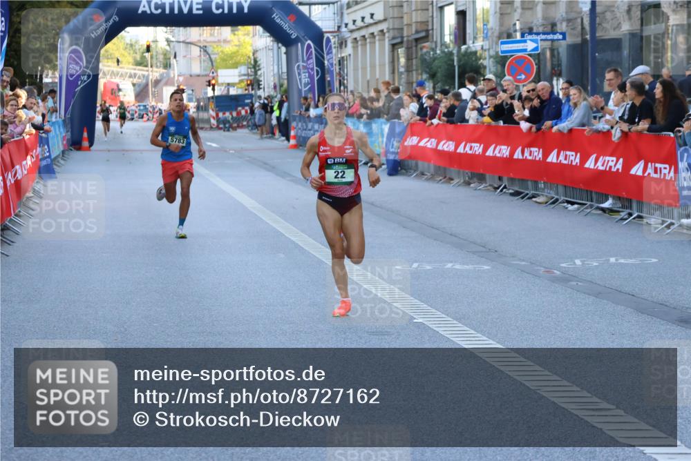 07.09.2025 - BARMER Alsterlauf Strokosch-Dieckow http://msf.ph/oto/8727162 07.09.2025 09:33:42 Ziel 3966, 5747 meine-sportfotos.de