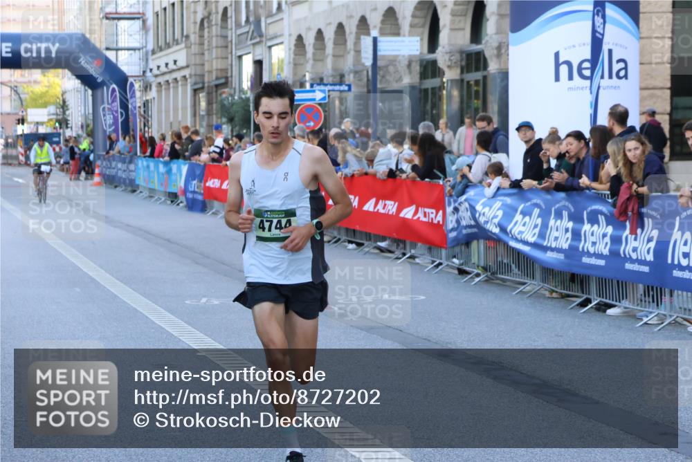 07.09.2025 - BARMER Alsterlauf Strokosch-Dieckow http://msf.ph/oto/8727202 07.09.2025 09:32:20 Ziel 21, 4118, 8354 meine-sportfotos.de