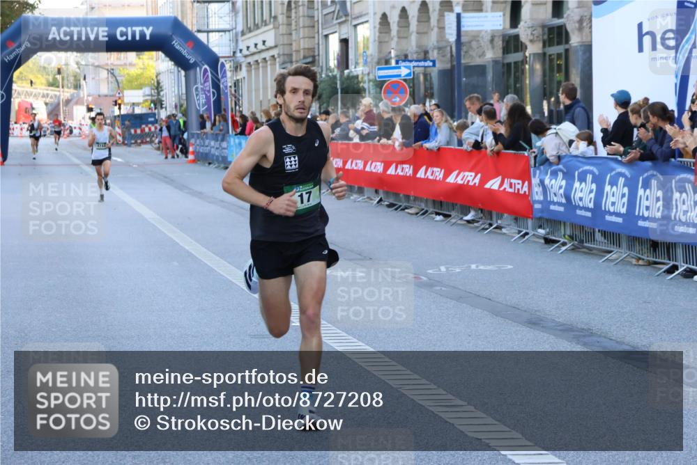 07.09.2025 - BARMER Alsterlauf Strokosch-Dieckow http://msf.ph/oto/8727208 07.09.2025 09:32:13 Ziel 21, 4118, 8354, 8374 meine-sportfotos.de