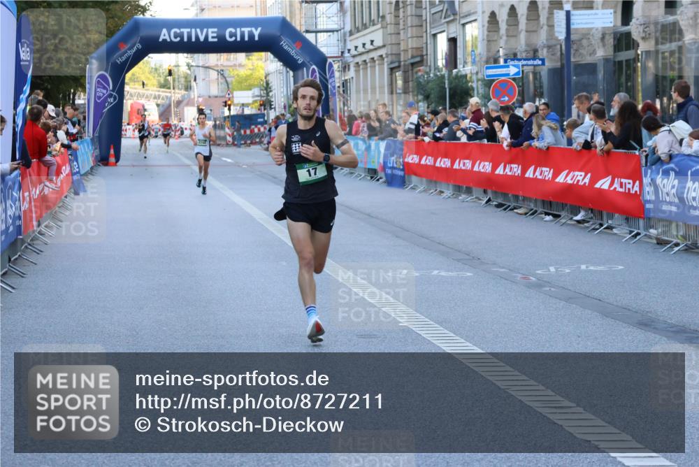 07.09.2025 - BARMER Alsterlauf Strokosch-Dieckow http://msf.ph/oto/8727211 07.09.2025 09:32:12 Ziel 21, 4118, 8354, 8374 meine-sportfotos.de