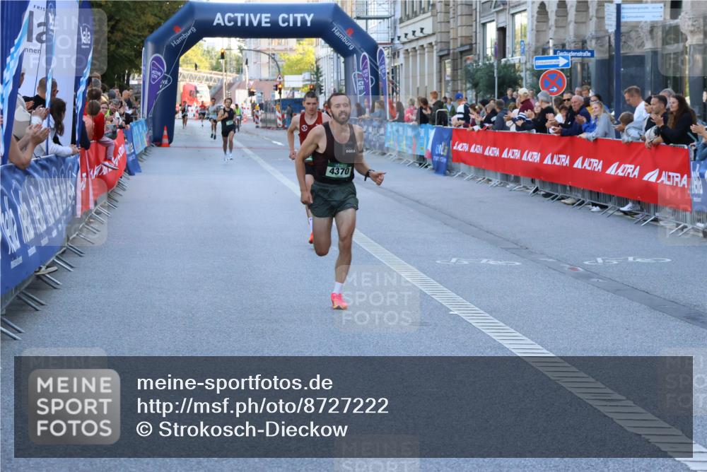 07.09.2025 - BARMER Alsterlauf Strokosch-Dieckow http://msf.ph/oto/8727222 07.09.2025 09:32:02 Ziel 21, 4744, 8354, 8374 meine-sportfotos.de