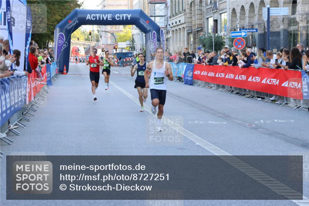 07.09.2025 - BARMER Alsterlauf Strokosch-Dieckow http://msf.ph/oto/8727251 07.09.2025 09:30:31 Ziel 10, 4111 meine-sportfotos.de