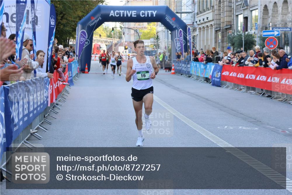 07.09.2025 - BARMER Alsterlauf Strokosch-Dieckow http://msf.ph/oto/8727257 07.09.2025 09:30:22 Ziel 6, 8, 10, 15, 4969 meine-sportfotos.de