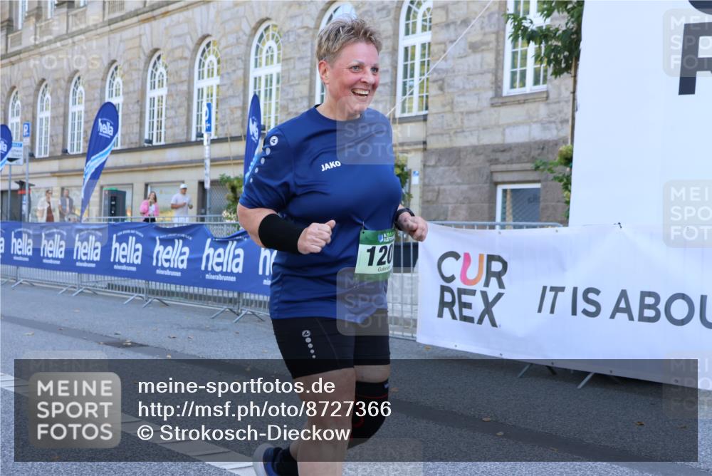 07.09.2025 - BARMER Alsterlauf Strokosch-Dieckow http://msf.ph/oto/8727366 07.09.2025 12:14:21 Ziel  meine-sportfotos.de