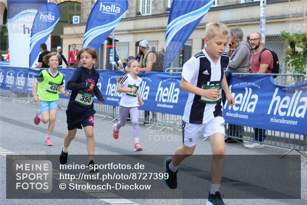 07.09.2025 - BARMER Alsterlauf Strokosch-Dieckow http://msf.ph/oto/8727399 07.09.2025 10:51:49 Ziel  meine-sportfotos.de