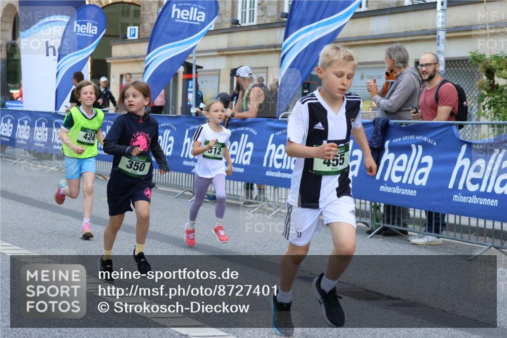 07.09.2025 - BARMER Alsterlauf Strokosch-Dieckow http://msf.ph/oto/8727401 07.09.2025 10:51:49 Ziel  meine-sportfotos.de