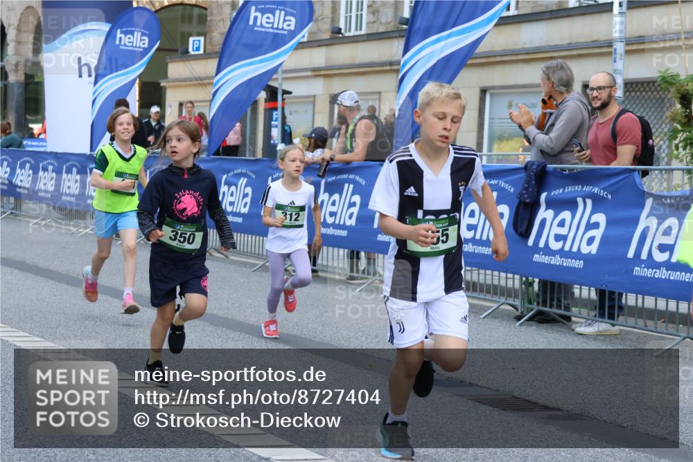 07.09.2025 - BARMER Alsterlauf Strokosch-Dieckow http://msf.ph/oto/8727404 07.09.2025 10:51:49 Ziel  meine-sportfotos.de