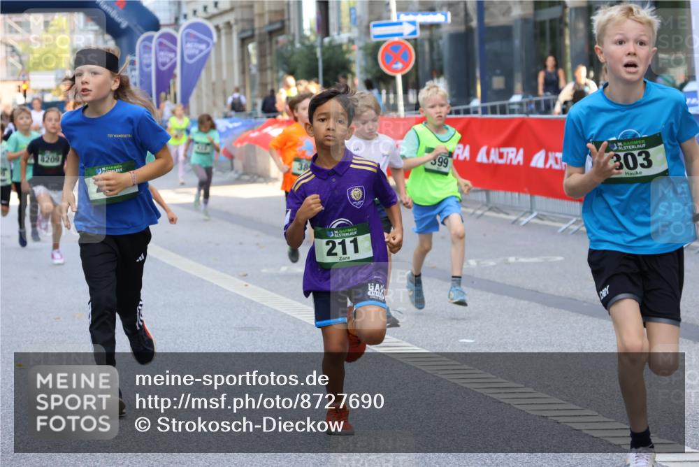 07.09.2025 - BARMER Alsterlauf Strokosch-Dieckow http://msf.ph/oto/8727690 07.09.2025 10:51:11 Ziel  meine-sportfotos.de