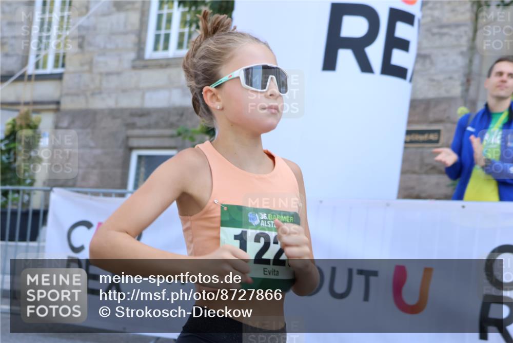 07.09.2025 - BARMER Alsterlauf Strokosch-Dieckow http://msf.ph/oto/8727866 07.09.2025 12:03:21 Ziel  meine-sportfotos.de