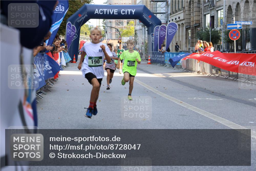 07.09.2025 - BARMER Alsterlauf Strokosch-Dieckow http://msf.ph/oto/8728047 07.09.2025 10:50:14 Ziel  meine-sportfotos.de