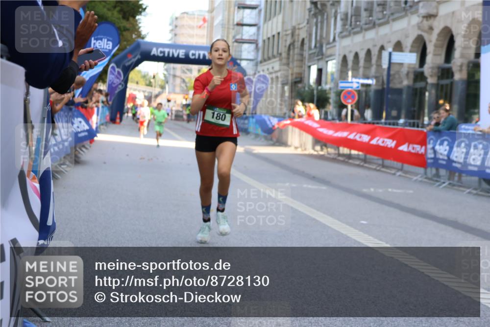 07.09.2025 - BARMER Alsterlauf Strokosch-Dieckow http://msf.ph/oto/8728130 07.09.2025 10:50:02 Ziel  meine-sportfotos.de