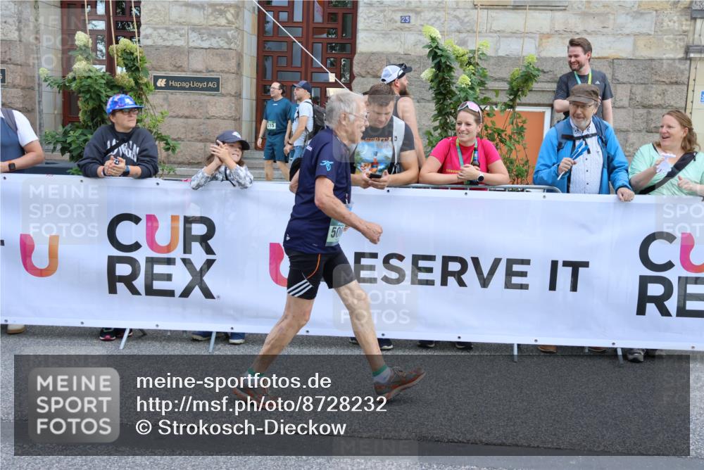 07.09.2025 - BARMER Alsterlauf Strokosch-Dieckow http://msf.ph/oto/8728232 07.09.2025 10:44:06 Ziel  meine-sportfotos.de