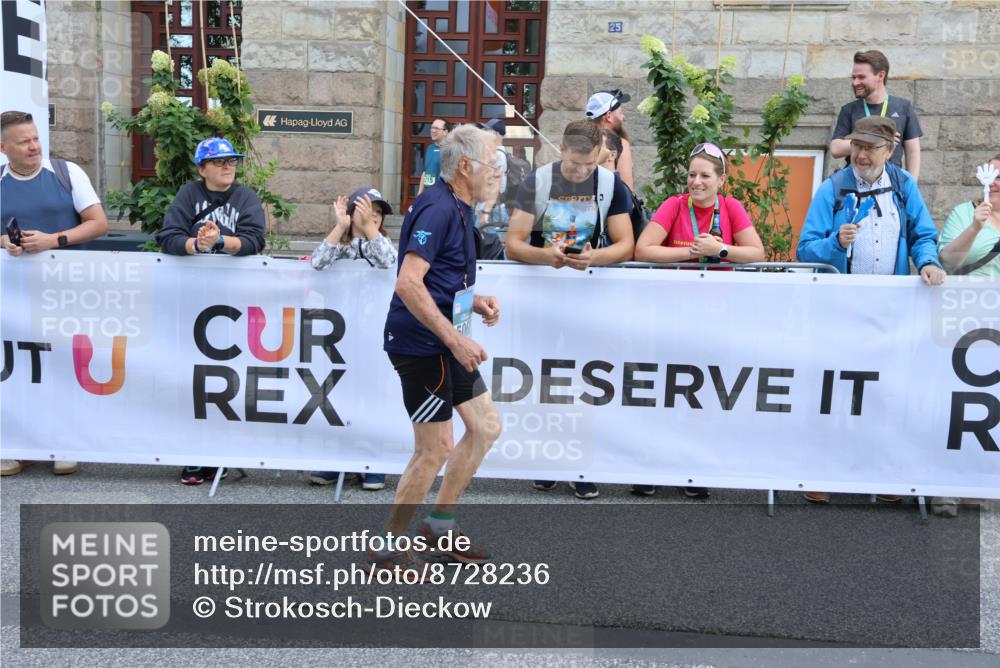 07.09.2025 - BARMER Alsterlauf Strokosch-Dieckow http://msf.ph/oto/8728236 07.09.2025 10:44:06 Ziel  meine-sportfotos.de