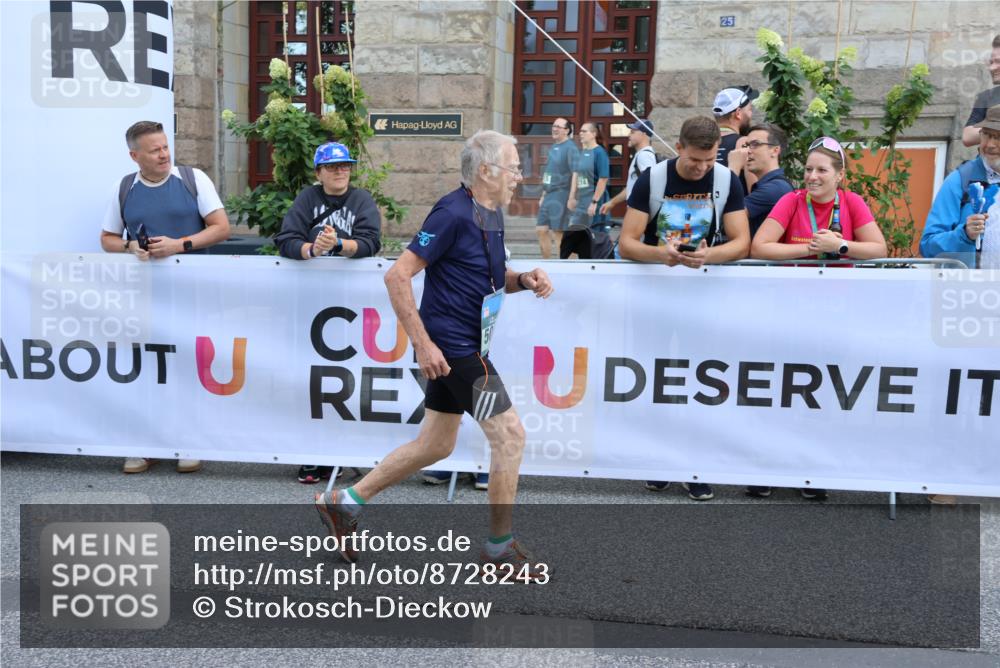 07.09.2025 - BARMER Alsterlauf Strokosch-Dieckow http://msf.ph/oto/8728243 07.09.2025 10:44:06 Ziel  meine-sportfotos.de