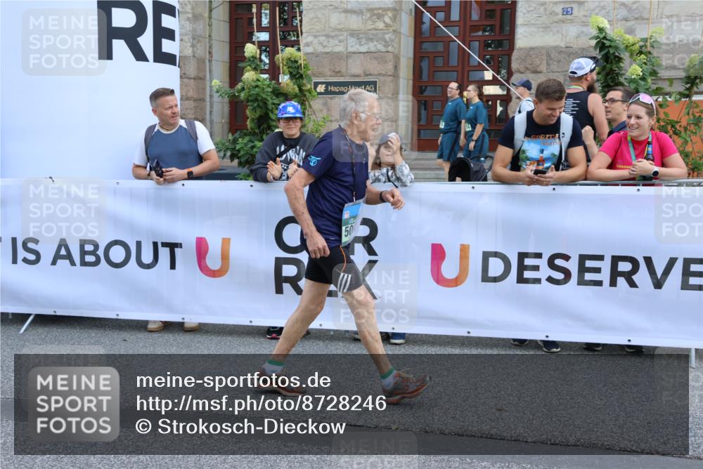 07.09.2025 - BARMER Alsterlauf Strokosch-Dieckow http://msf.ph/oto/8728246 07.09.2025 10:44:06 Ziel  meine-sportfotos.de