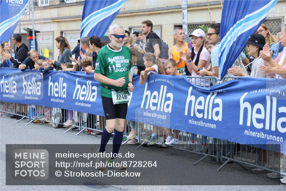 07.09.2025 - BARMER Alsterlauf Strokosch-Dieckow http://msf.ph/oto/8728264 07.09.2025 10:40:18 Ziel  meine-sportfotos.de