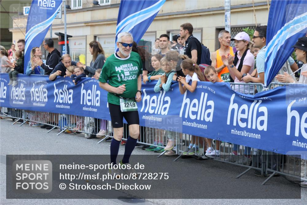 07.09.2025 - BARMER Alsterlauf Strokosch-Dieckow http://msf.ph/oto/8728275 07.09.2025 10:40:18 Ziel  meine-sportfotos.de