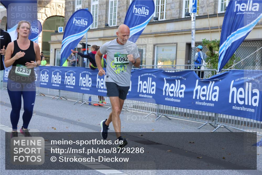 07.09.2025 - BARMER Alsterlauf Strokosch-Dieckow http://msf.ph/oto/8728286 07.09.2025 12:00:45 Ziel  meine-sportfotos.de