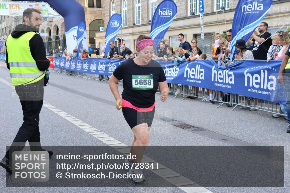 07.09.2025 - BARMER Alsterlauf Strokosch-Dieckow http://msf.ph/oto/8728341 07.09.2025 10:38:46 Ziel 4589 meine-sportfotos.de