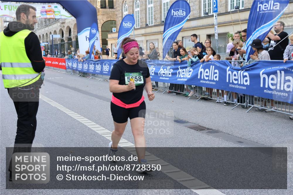 07.09.2025 - BARMER Alsterlauf Strokosch-Dieckow http://msf.ph/oto/8728350 07.09.2025 10:38:46 Ziel 4589 meine-sportfotos.de