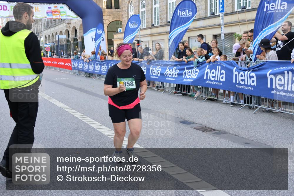 07.09.2025 - BARMER Alsterlauf Strokosch-Dieckow http://msf.ph/oto/8728356 07.09.2025 10:38:45 Ziel 4589 meine-sportfotos.de