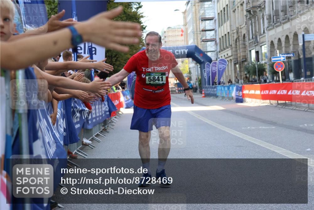 07.09.2025 - BARMER Alsterlauf Strokosch-Dieckow http://msf.ph/oto/8728469 07.09.2025 10:36:07 Ziel  meine-sportfotos.de