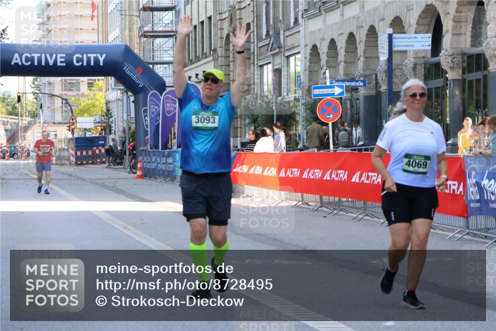 07.09.2025 - BARMER Alsterlauf Strokosch-Dieckow http://msf.ph/oto/8728495 07.09.2025 10:35:40 Ziel  meine-sportfotos.de