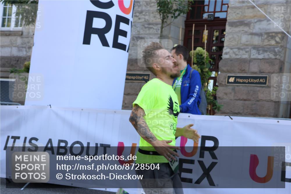 07.09.2025 - BARMER Alsterlauf Strokosch-Dieckow http://msf.ph/oto/8728504 07.09.2025 11:59:26 Ziel  meine-sportfotos.de