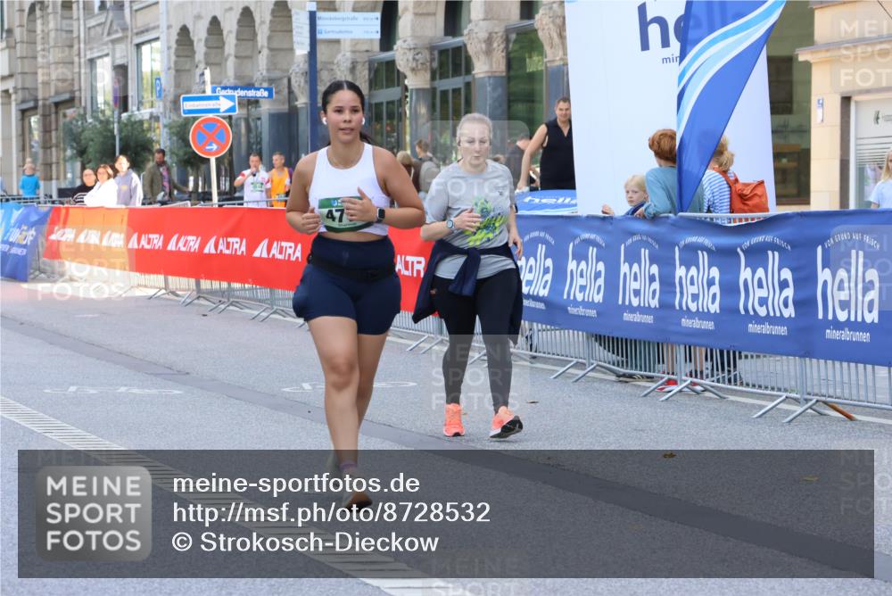 07.09.2025 - BARMER Alsterlauf Strokosch-Dieckow http://msf.ph/oto/8728532 07.09.2025 10:35:29 Ziel  meine-sportfotos.de
