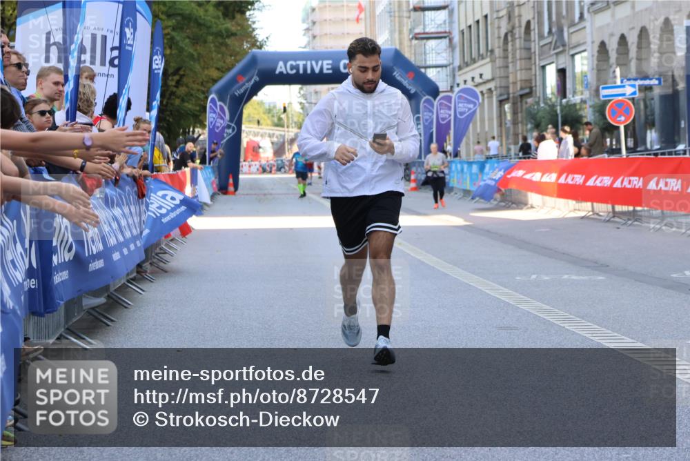 07.09.2025 - BARMER Alsterlauf Strokosch-Dieckow http://msf.ph/oto/8728547 07.09.2025 10:35:10 Ziel 4069, 5841 meine-sportfotos.de
