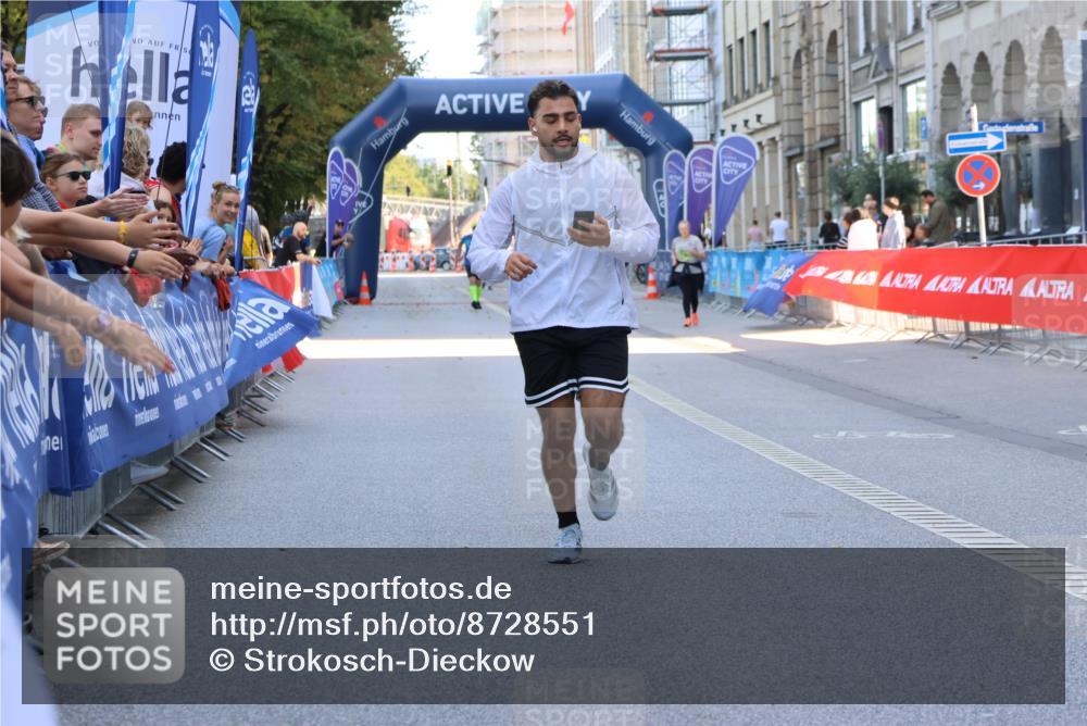 07.09.2025 - BARMER Alsterlauf Strokosch-Dieckow http://msf.ph/oto/8728551 07.09.2025 10:35:10 Ziel 4069, 5841 meine-sportfotos.de