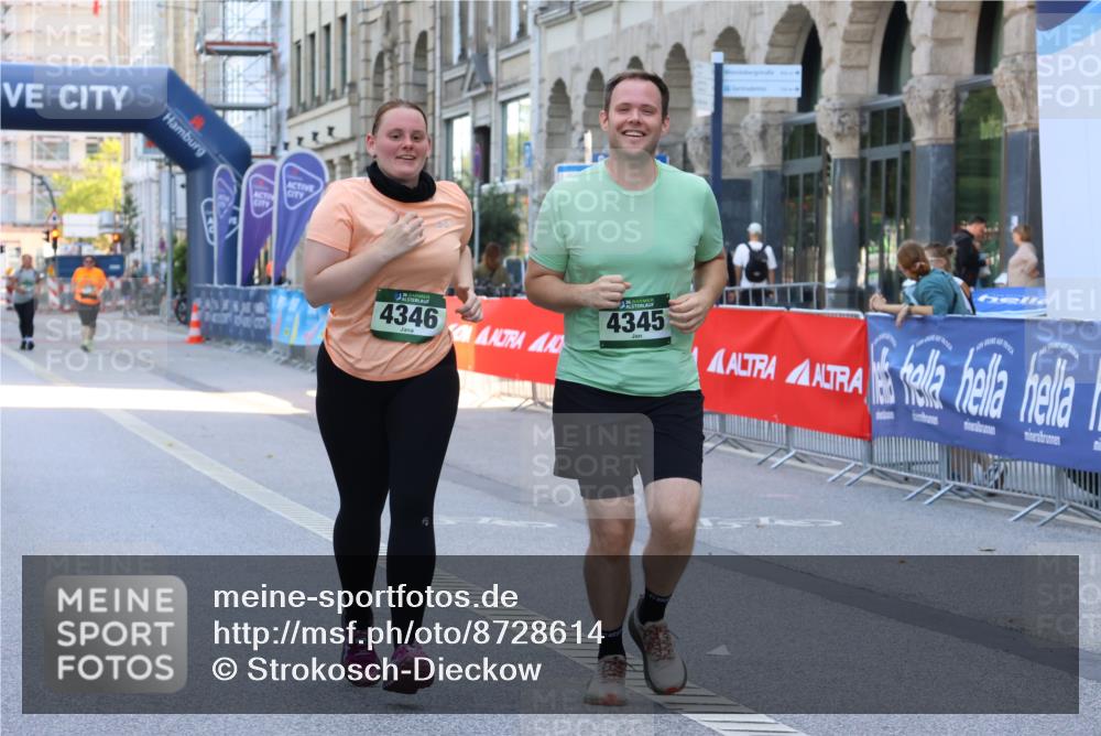 07.09.2025 - BARMER Alsterlauf Strokosch-Dieckow http://msf.ph/oto/8728614 07.09.2025 10:33:53 Ziel 2526 meine-sportfotos.de